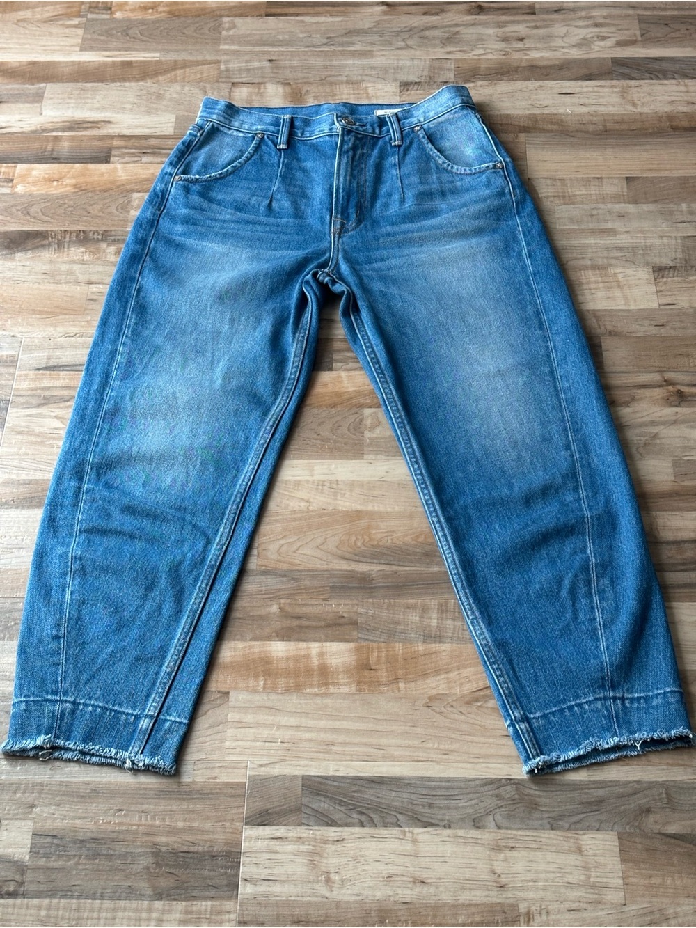 NOEND 90's Comfort Crop Jeans Made USA sz. 26 Cropped Raw Hem Pleated Cool Chic